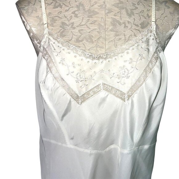 Barbizon Slip Womens Vintage Nylon Pleated Ruffle Hem Adjustable Straps Cream - Picture 7 of 12